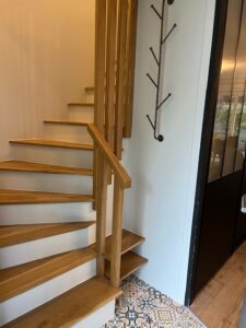 Simon Agencement | Agencement sur mesure | Habillage marche escalier | Main-courante