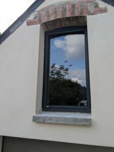 Simon Agencement | Agencement sur mesure | Fenêtre aluminium anthracite